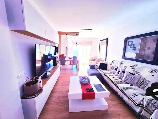 2 soverom Leilighet til salgs i Arrecife med garasje - € 200 000 (Ref: 9508227)