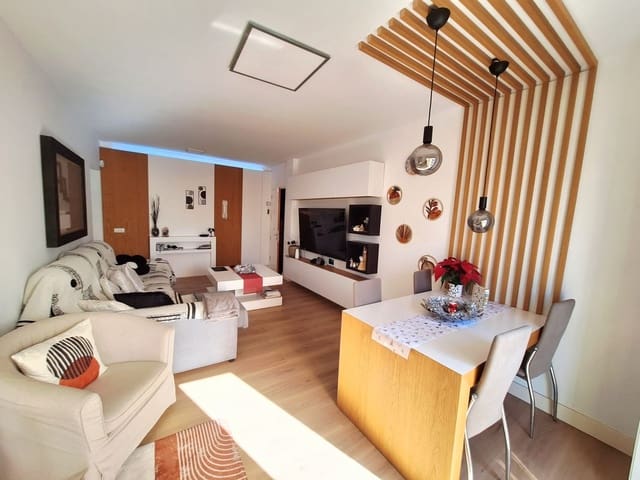 2 soverom Leilighet til salgs i Arrecife med garasje - € 200 000 (Ref: 9508227)