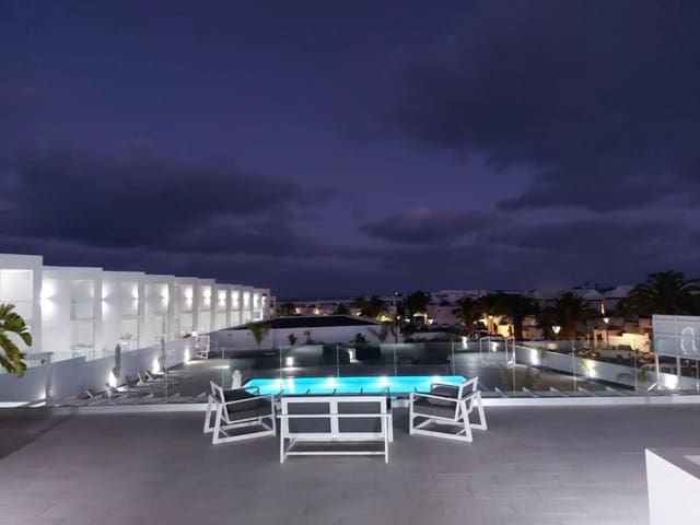 1 slaapkamer Appartement te koop in Costa Teguise, Teguise met garage - € 279.000 (Ref: 9511940)