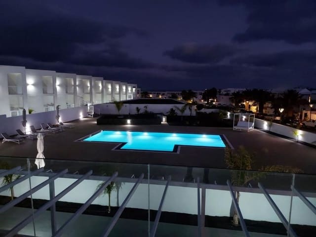 1 slaapkamer Appartement te koop in Costa Teguise, Teguise met garage - € 279.000 (Ref: 9511940)