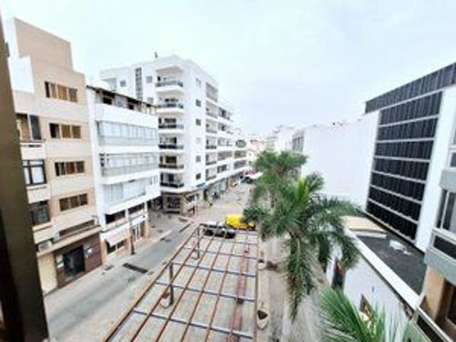 Ufficio da affittare in Arrecife - 2.000 € (Rif: 9573692)