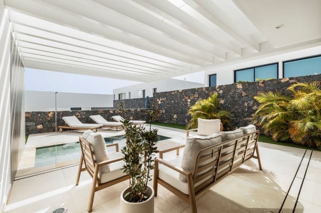 4 camera da letto Villa in vendita in Tías con garage - 850.000 € (Rif: 9685894)