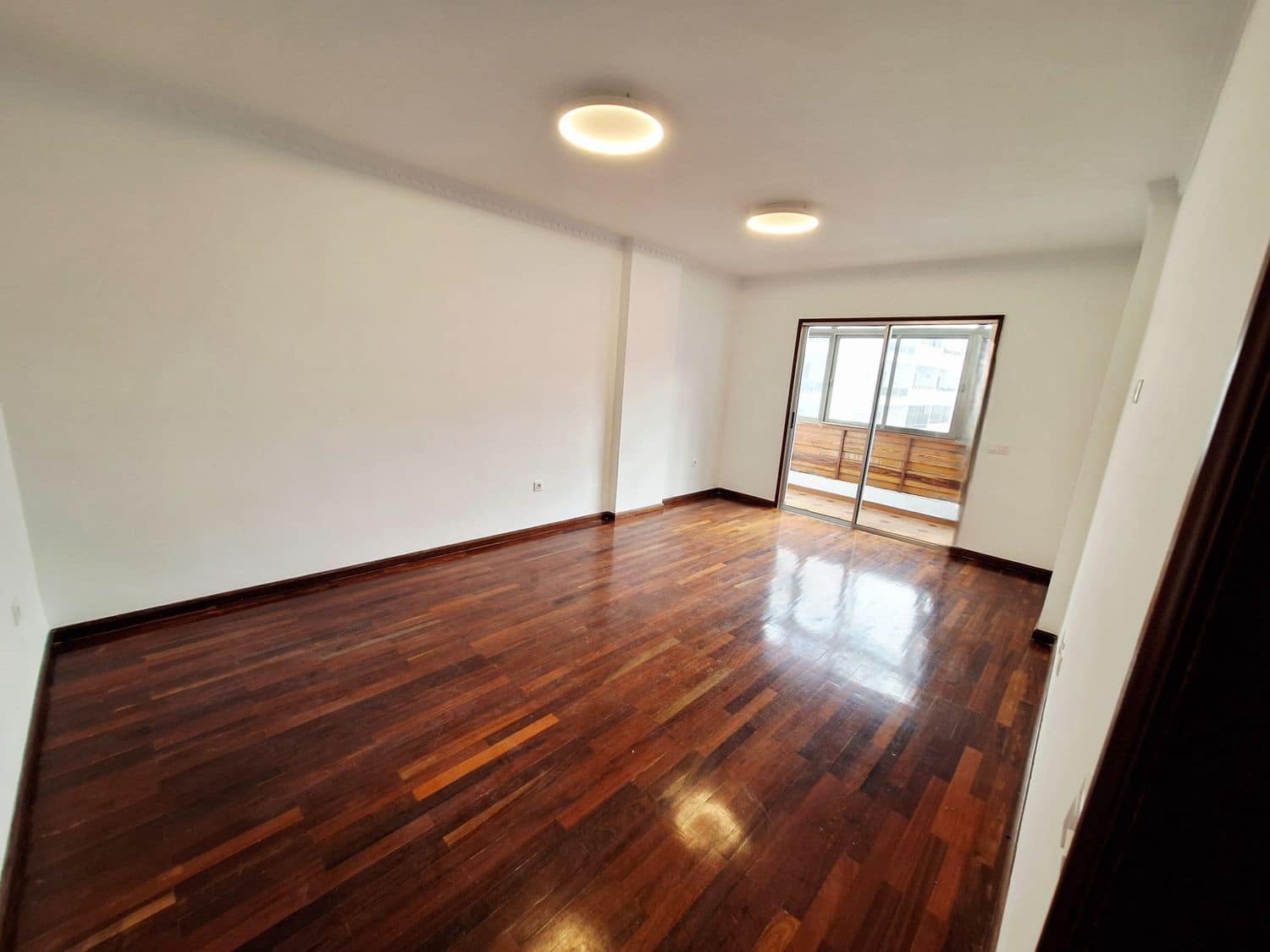 3 bedroom Apartment for rent in Arrecife with garage - € 1,500 (Ref: 9709468)