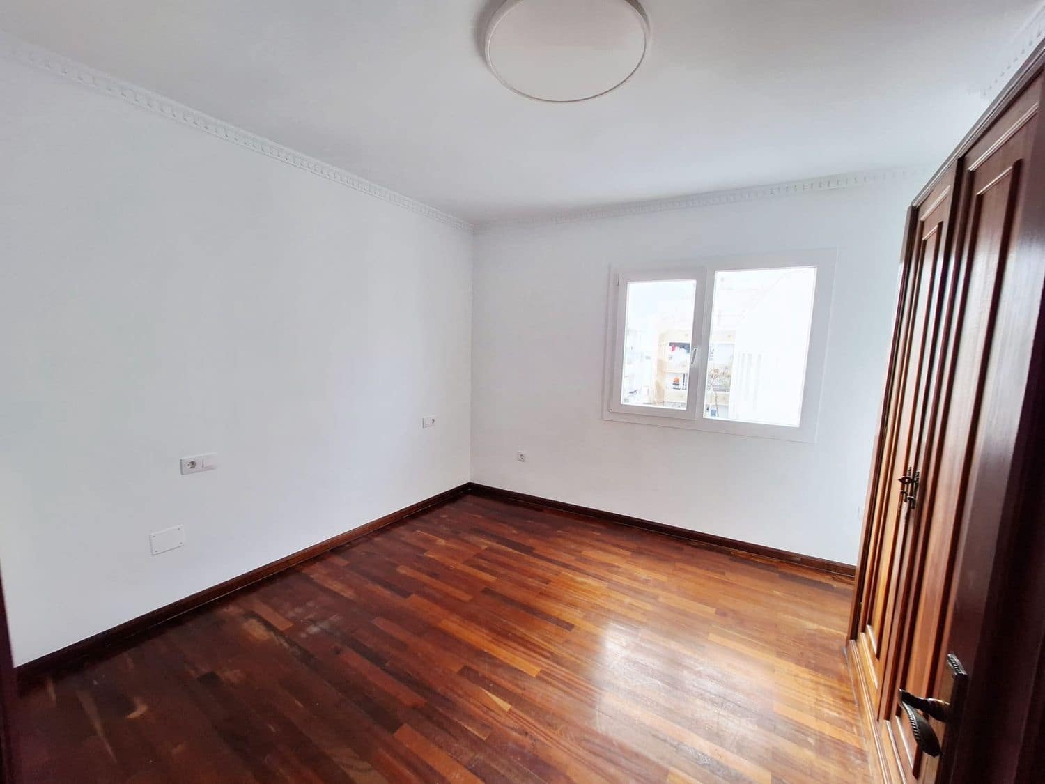 3 bedroom Apartment for rent in Arrecife with garage - € 1,500 (Ref: 9709468)