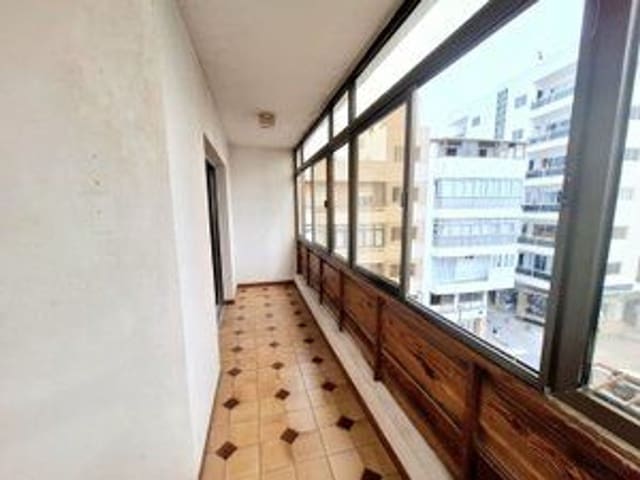 3 soverom Leilighet til leie i Arrecife med garasje - € 1 500 (Ref: 9709468)