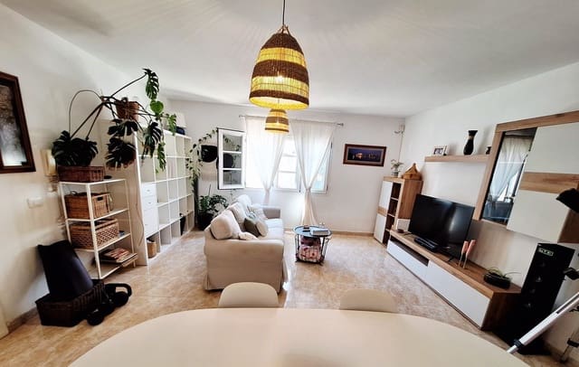 Apartamento de 3 habitaciones en Arrecife en venta con garaje - 199.000 € (Ref: 9816802)