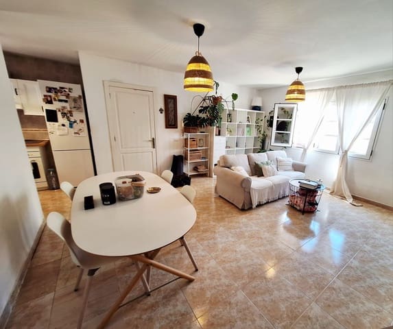 Apartamento de 3 habitaciones en Arrecife en venta con garaje - 199.000 € (Ref: 9816802)