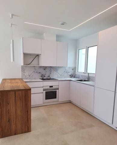 2 camera da letto Appartamento da affittare in Puerto del Carmen, Tías con garage - 1.500 € (Rif: 9833179)