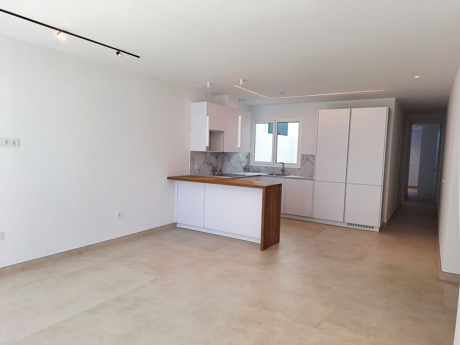 2 camera da letto Appartamento da affittare in Puerto del Carmen con garage - 1.500 € (Rif: 9833179)