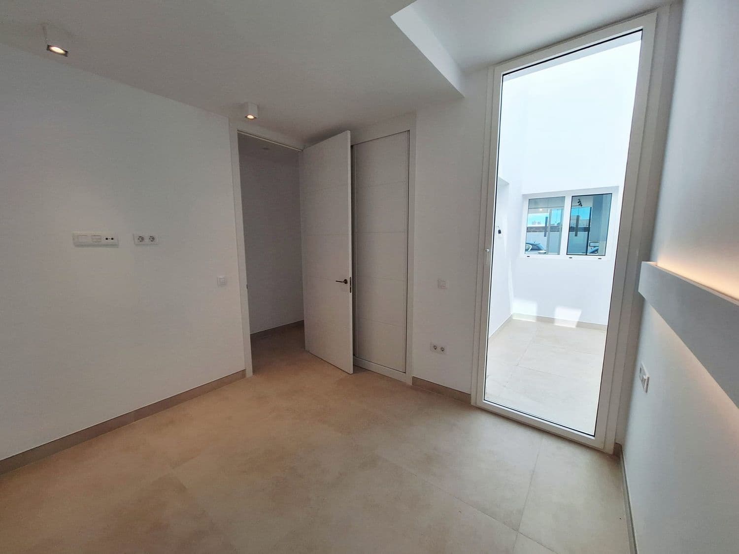 2 camera da letto Appartamento da affittare in Puerto del Carmen con garage - 1.500 € (Rif: 9833179)