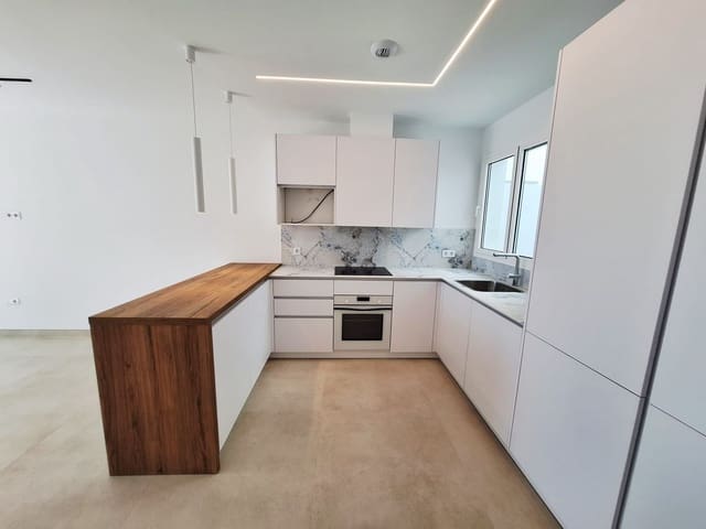 2 camera da letto Appartamento da affittare in Puerto del Carmen, Tías con garage - 1.500 € (Rif: 9833179)