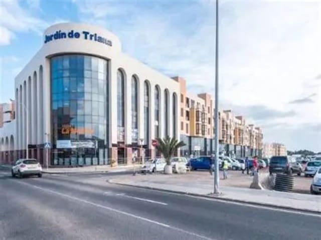 Local Comercial en Arrecife en venta - 310.000 € (Ref: 9835092)