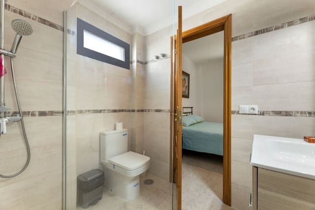 4 soveværelse Lejlighed til salg i Arrecife med garage - € 288.000 (Ref: 9859030)