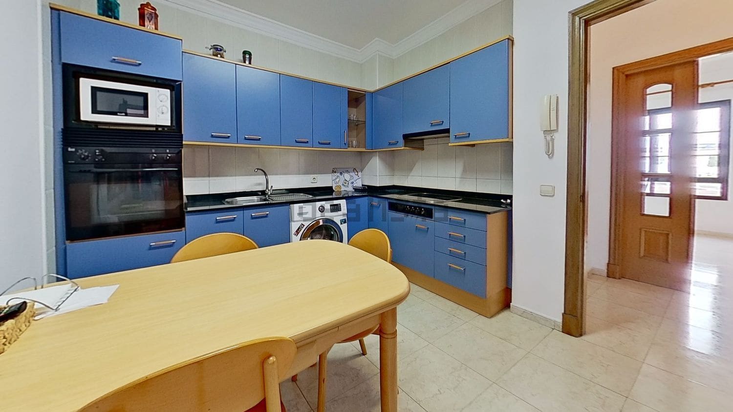 4 soverom Leilighet til salgs i Arrecife med garasje - € 270 000 (Ref: 9859030)