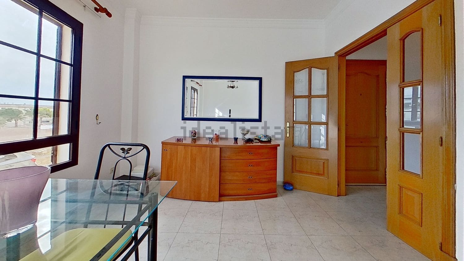 4 soverom Leilighet til salgs i Arrecife med garasje - € 270 000 (Ref: 9859030)