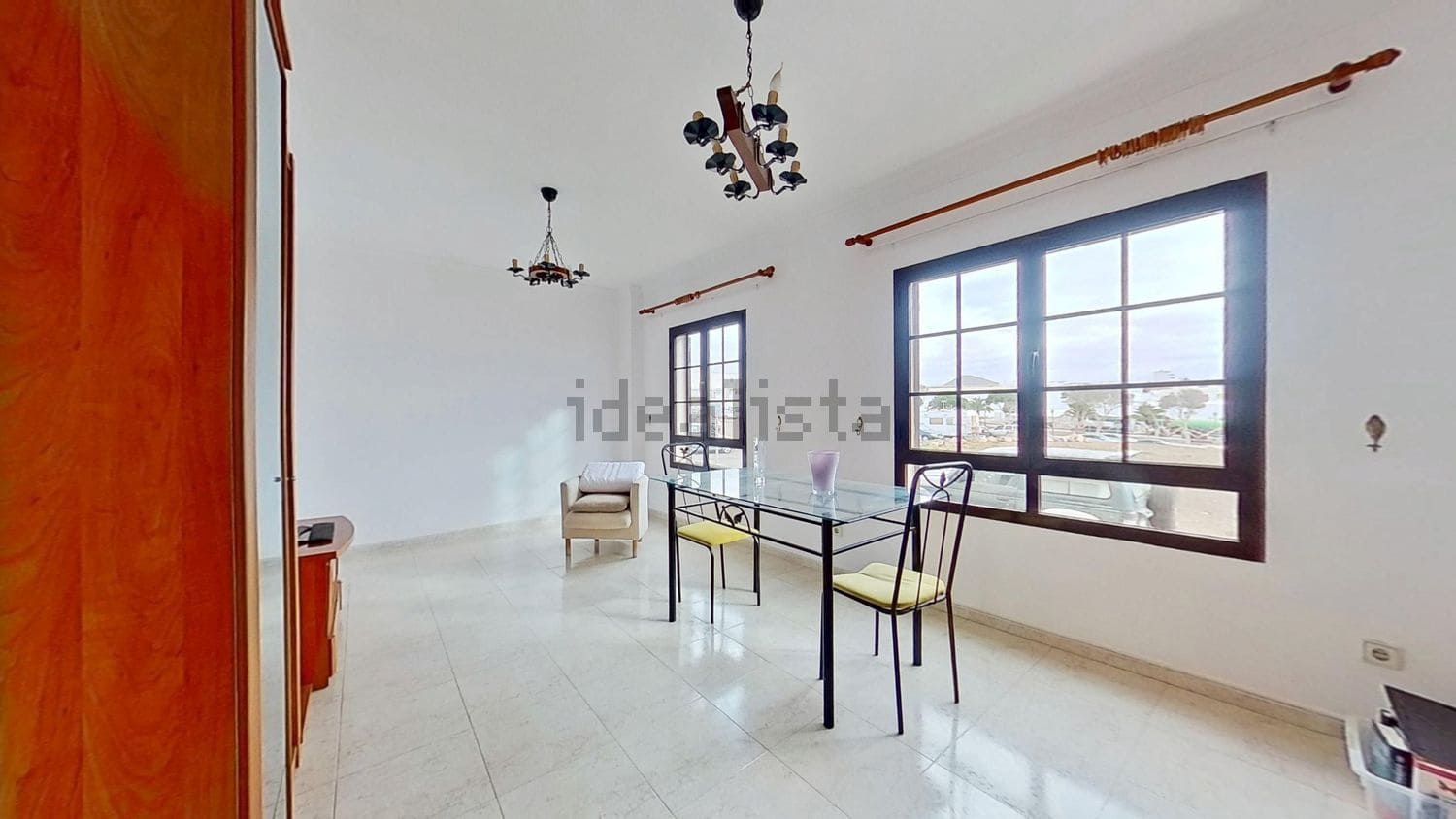 4 soverom Leilighet til salgs i Arrecife med garasje - € 270 000 (Ref: 9859030)