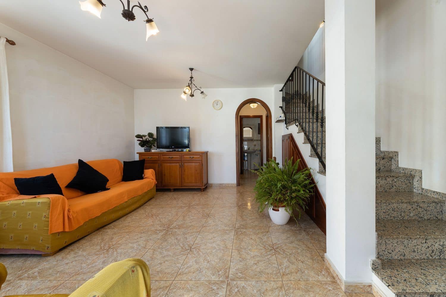 3 bedroom Townhouse for sale in Tias with garage - € 380,000 (Ref: 9866231)
