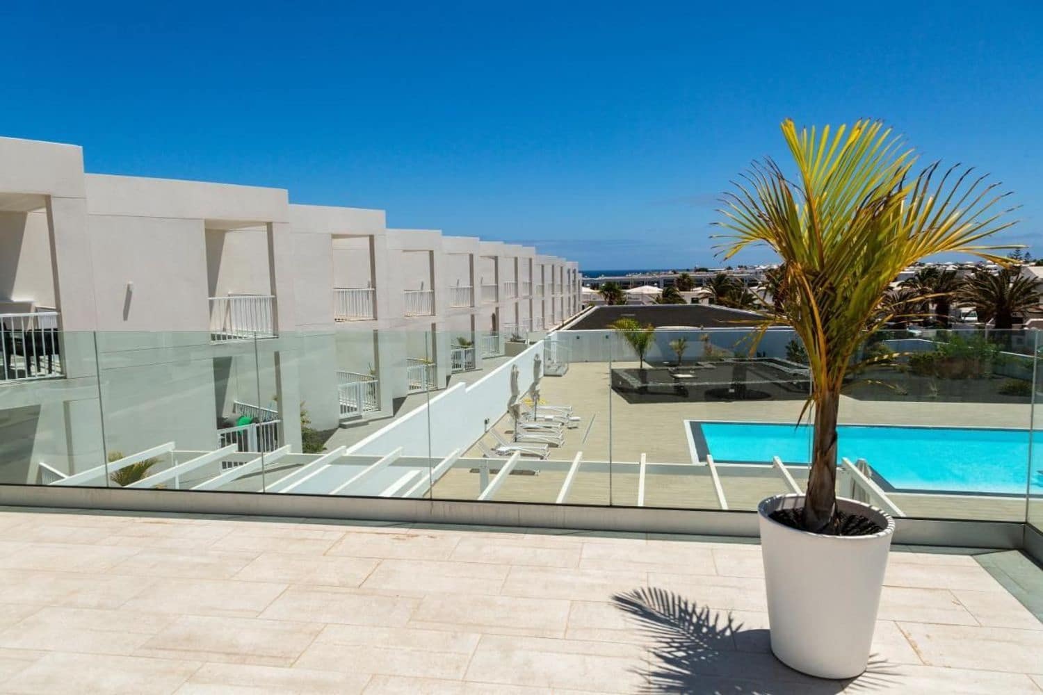 1 bedroom Apartment for sale in Costa Teguise with garage - € 239,000 (Ref: 9880534)