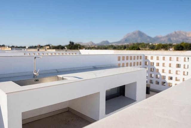 3 slaapkamer Villa te koop in Albir, Alfaz del Pi / L'Alfàs del Pi met zwembad - € 705.000 (Ref: 10089591)