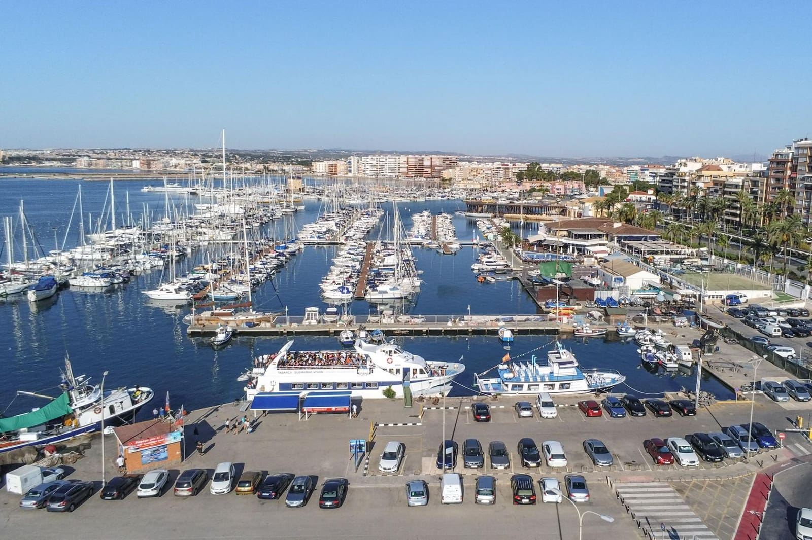 3 quarto Moradia para venda em Torrevieja com piscina garagem - 555 000 € (Ref: 9106605)