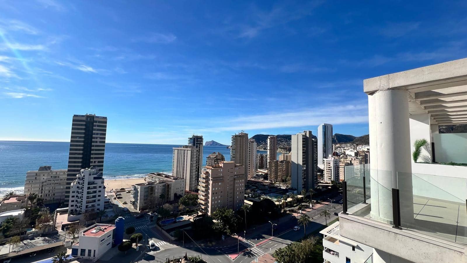 3 soveværelse Penthouse til salg i Calpe / Calp med swimmingpool - € 1.100.000 (Ref: 9143562)