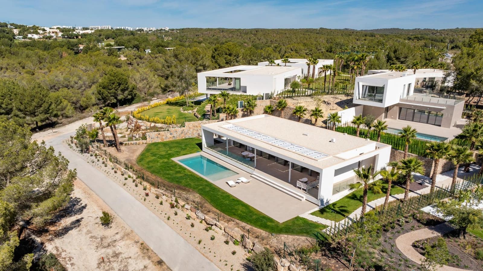 3 quarto Moradia para venda em Las Colinas Golf com piscina garagem - 1 385 000 € (Ref: 9162378)