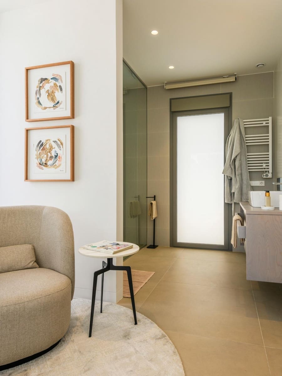 3 quarto Moradia para venda em Las Colinas Golf com piscina garagem - 1 385 000 € (Ref: 9162378)