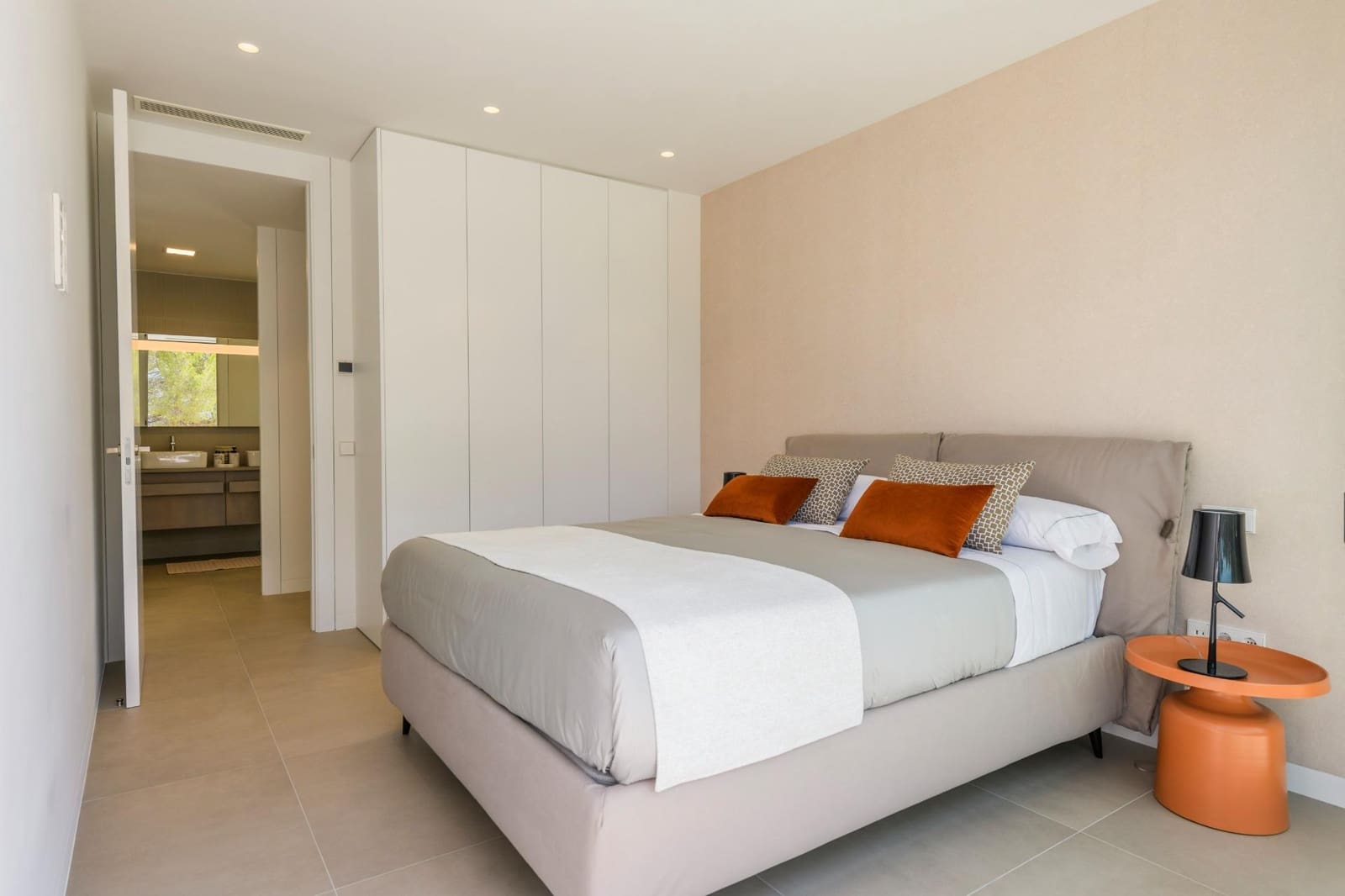 3 quarto Moradia para venda em Las Colinas Golf com piscina garagem - 1 385 000 € (Ref: 9162378)