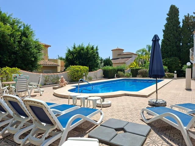 3 sypialnia Willa na sprzedaż w Calpe / Calp z basenem garażem - 550 000 € (Ref: 9176541)