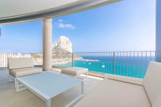 Apartamento de 4 habitaciones en Playa Arenal - Bol, Calpe / Calp en venta con piscina garaje - 1.600.000 € (Ref: 9202526)