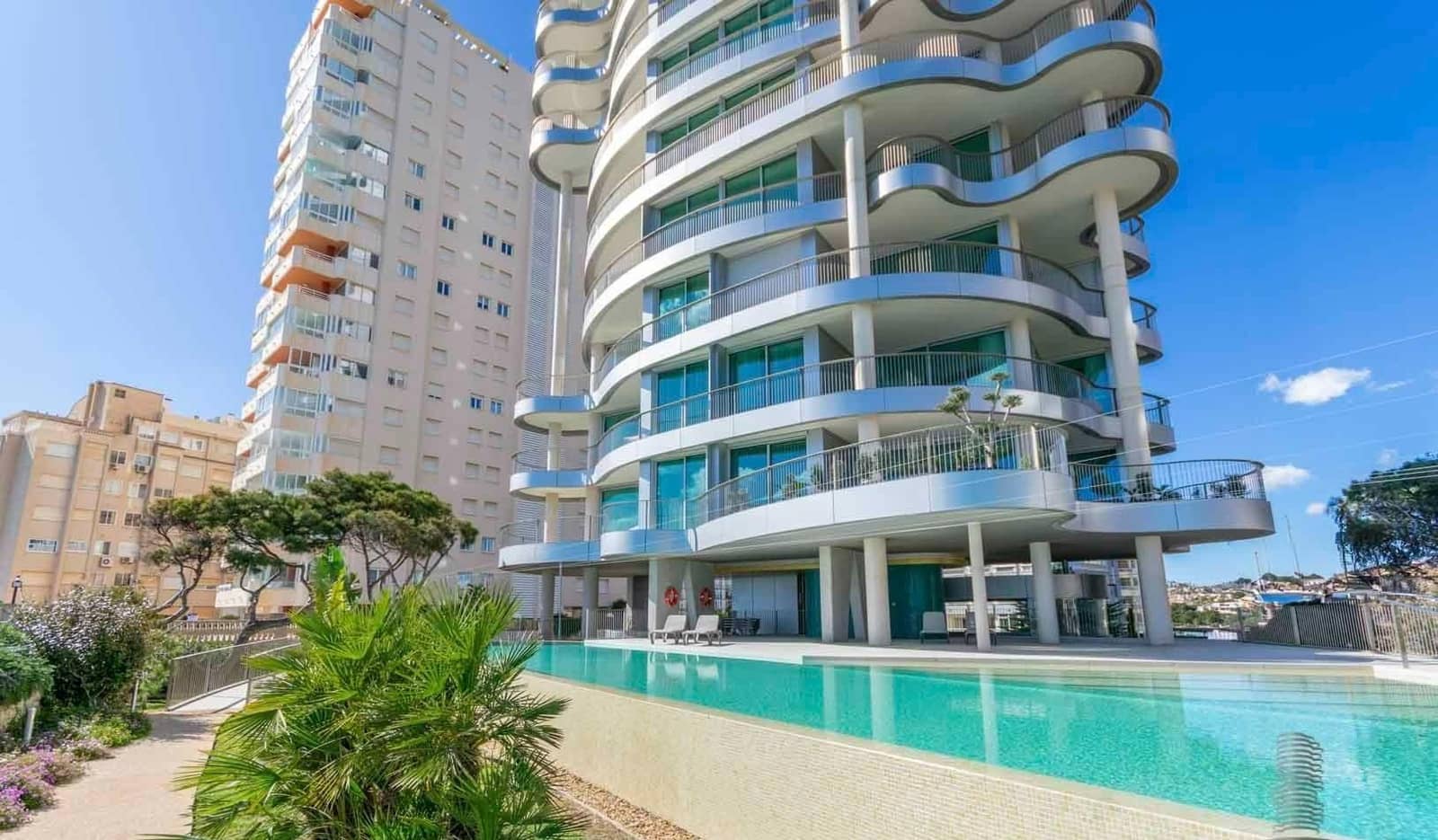 4 soveværelse Lejlighed til salg i Calpe / Calp med swimmingpool garage - € 1.600.000 (Ref: 9202526)