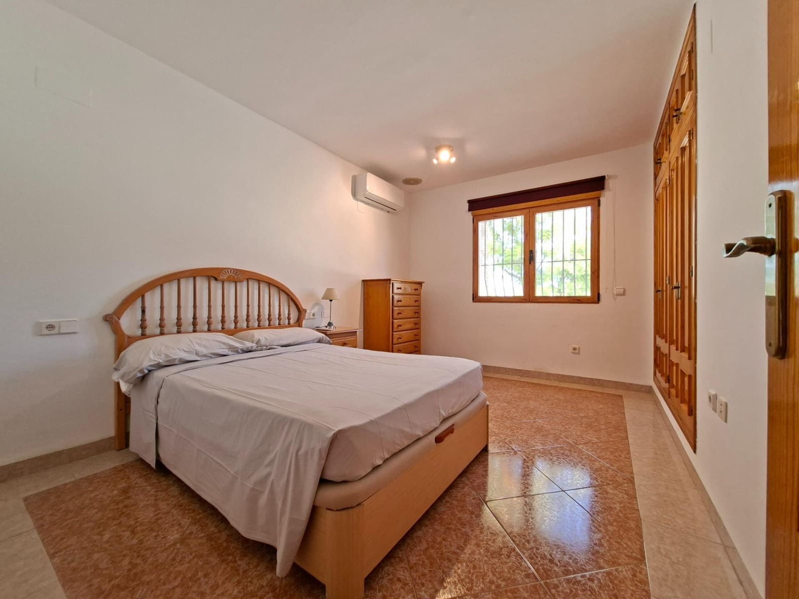 3 soveværelse Villa til salg i Calpe / Calp med swimmingpool garage - € 850.000 (Ref: 9305119)