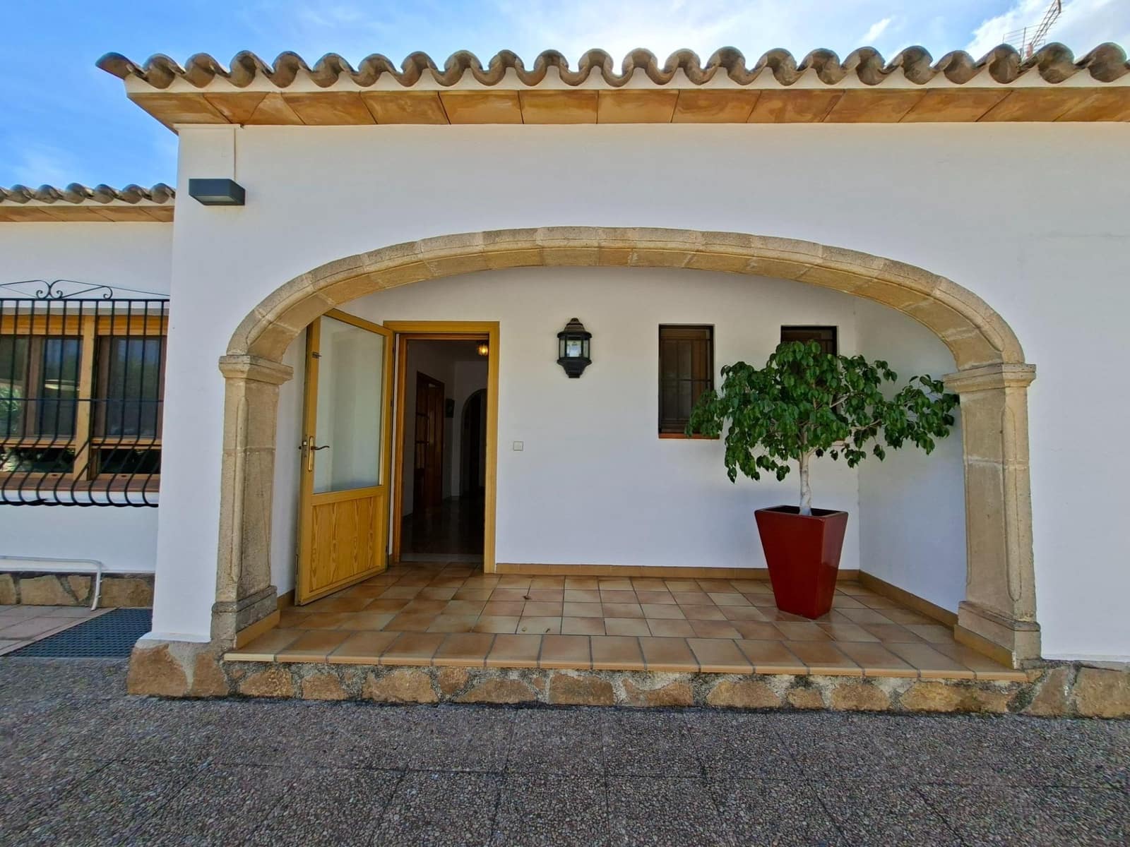 3 soveværelse Villa til salg i Calpe / Calp med swimmingpool garage - € 850.000 (Ref: 9305119)