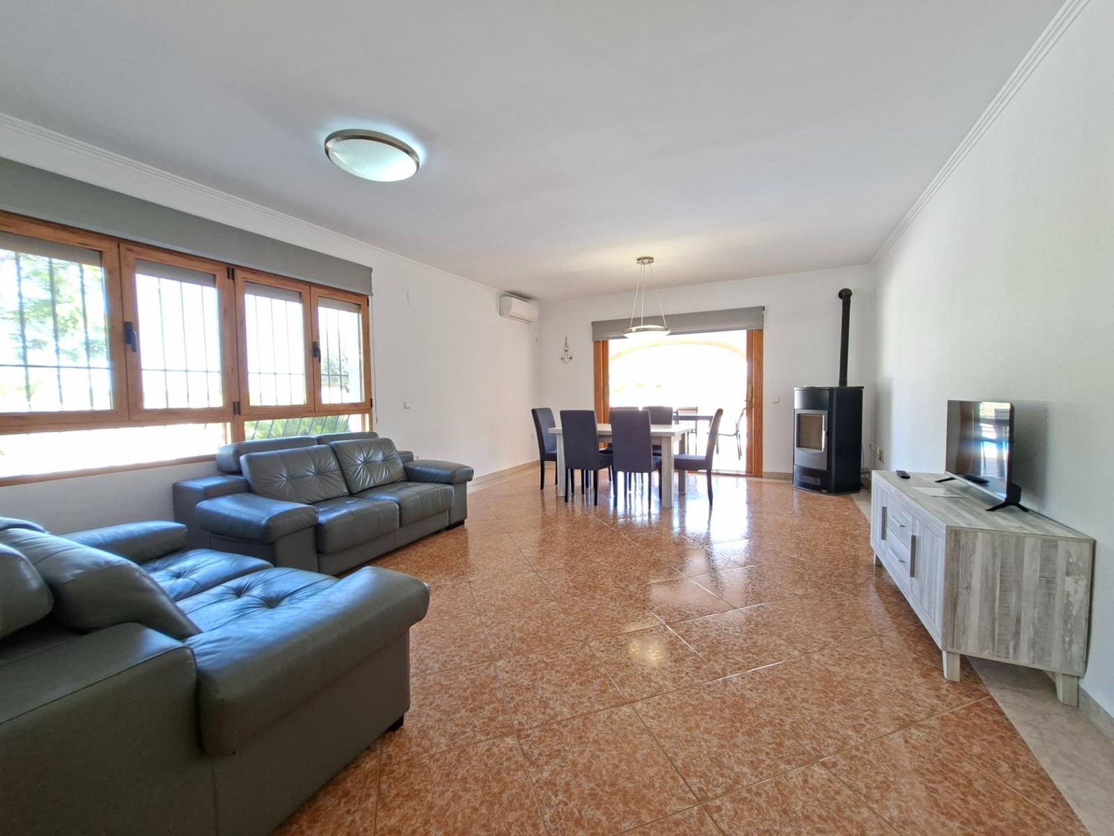 3 soveværelse Villa til salg i Calpe / Calp med swimmingpool garage - € 850.000 (Ref: 9305119)