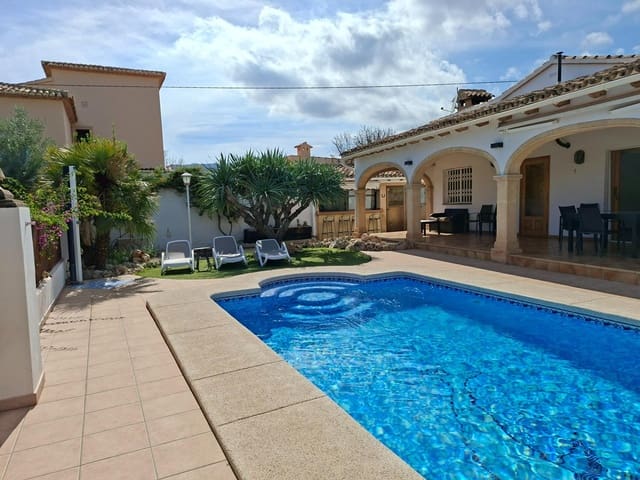 3 sypialnia Willa na sprzedaż w Calpe / Calp z basenem garażem - 850 000 € (Ref: 9305119)