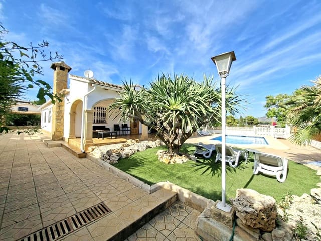 3 sypialnia Willa na sprzedaż w Calpe / Calp z basenem garażem - 850 000 € (Ref: 9305119)