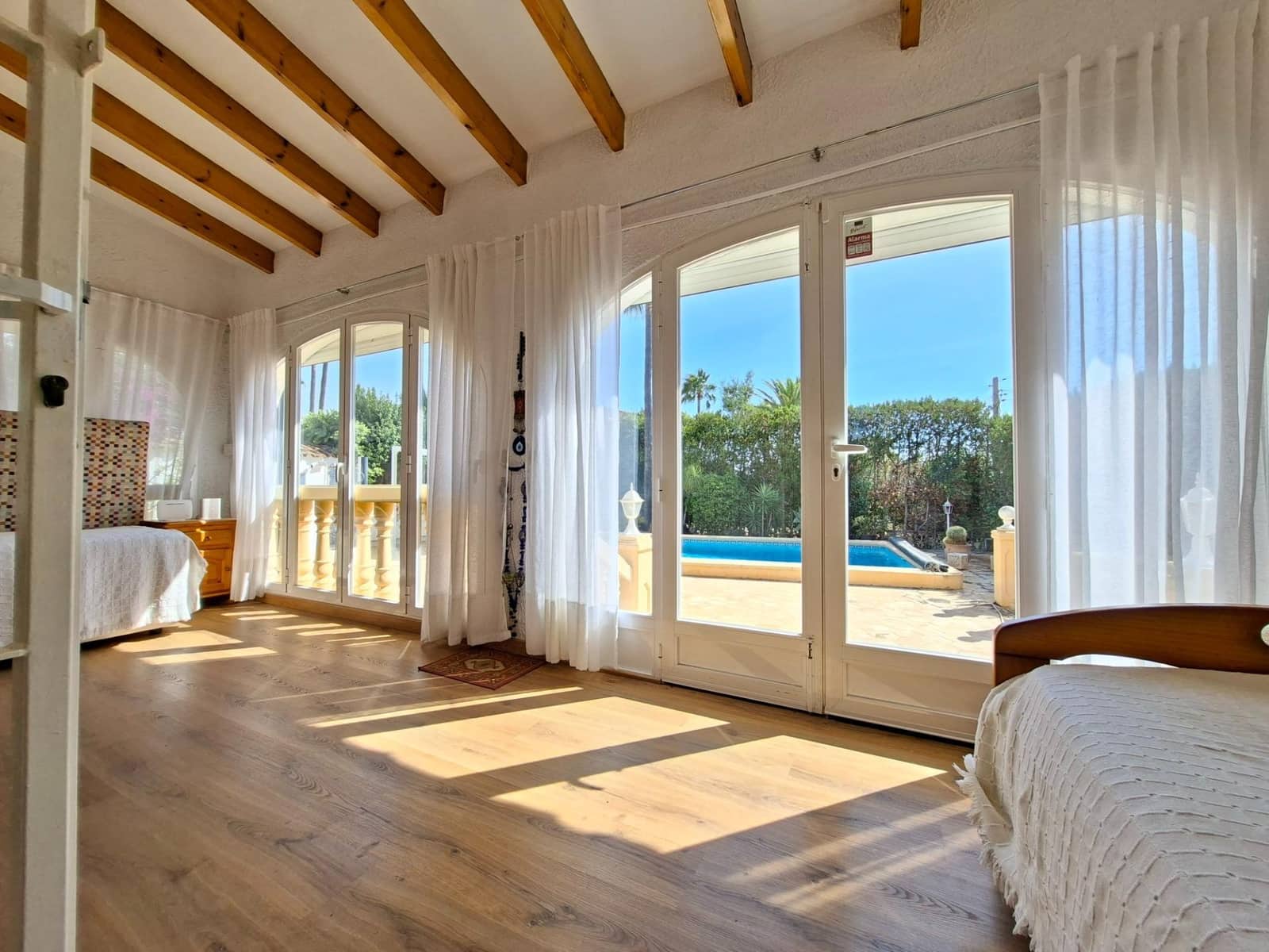 2 makuuhuone Huvila myytävänä paikassa Calpe / Calp mukana uima-altaan - 450 000 € (Ref: 9305120)