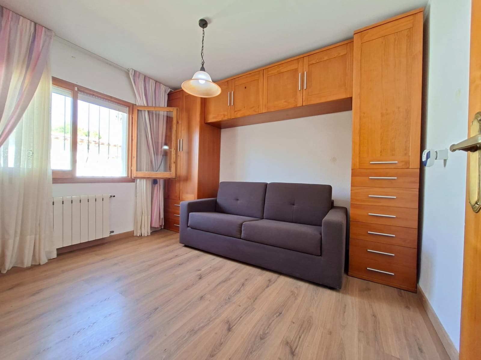 2 makuuhuone Huvila myytävänä paikassa Calpe / Calp mukana uima-altaan - 450 000 € (Ref: 9305120)