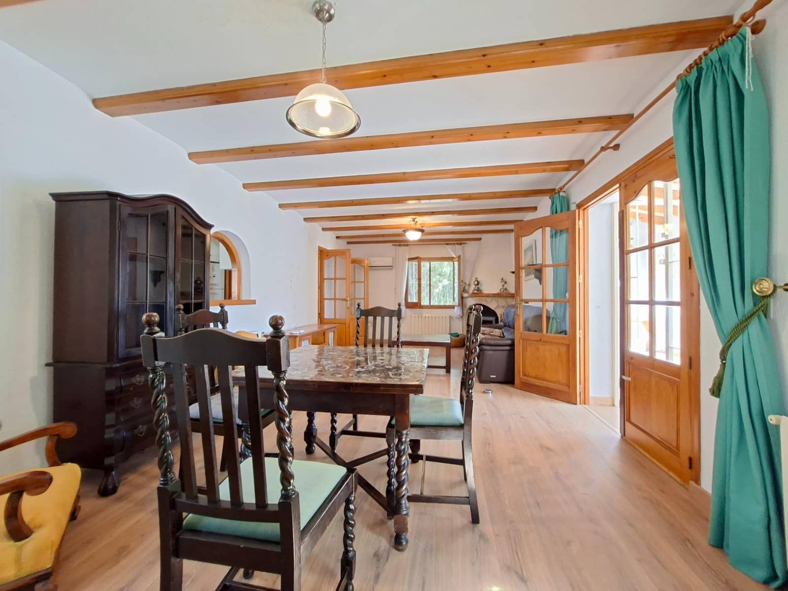 2 makuuhuone Huvila myytävänä paikassa Calpe / Calp mukana uima-altaan - 450 000 € (Ref: 9305120)