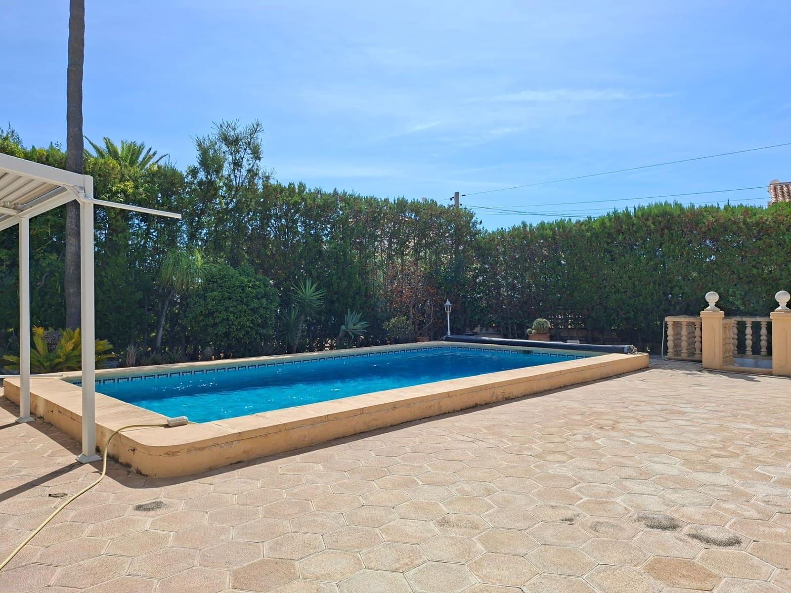 2 makuuhuone Huvila myytävänä paikassa Calpe / Calp mukana uima-altaan - 450 000 € (Ref: 9305120)