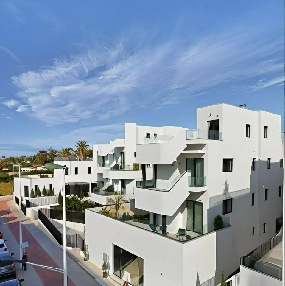 2 sovrum Lägenhet till salu i El Pinet med pool garage - 246 000 € (Ref: 9437536)