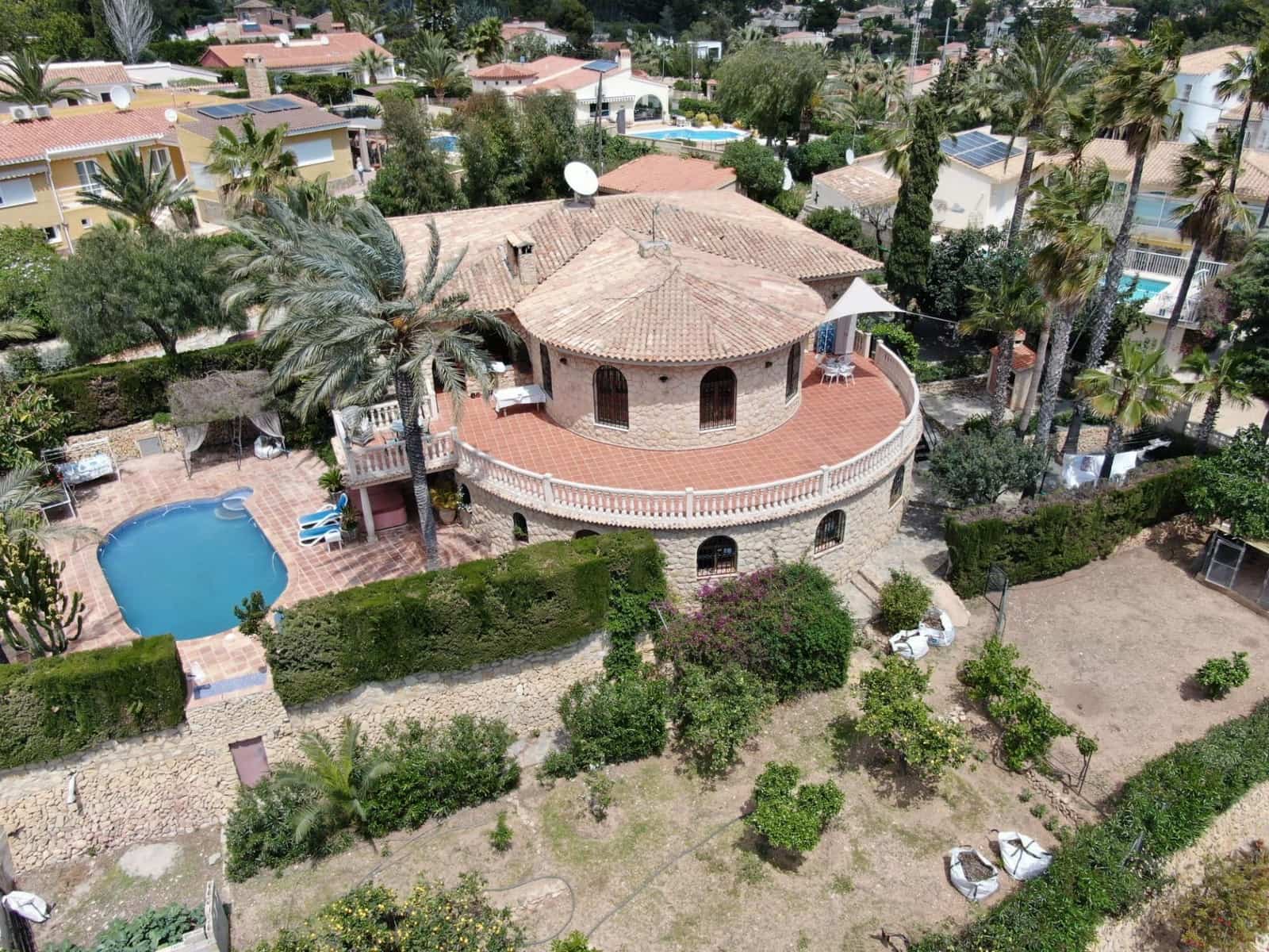 5 makuuhuone Huvila myytävänä paikassa Barranco Hondo mukana uima-altaan 
autotalli - 1 275 000 € (Ref: 9599648)