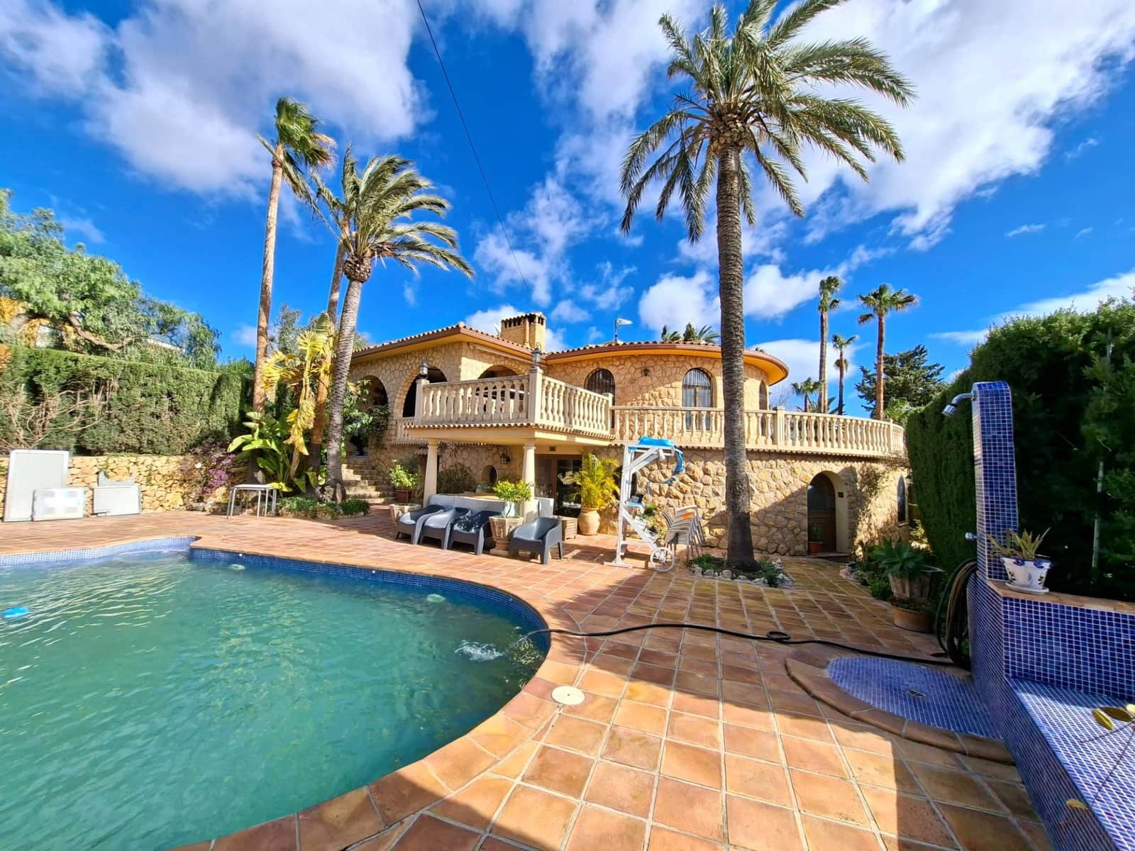 5 makuuhuone Huvila myytävänä paikassa Barranco Hondo mukana uima-altaan 
autotalli - 1 275 000 € (Ref: 9599648)