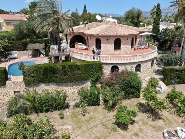 5 makuuhuone Huvila myytävänä paikassa Barranco Hondo, La Nucia mukana uima-altaan 
autotalli - 1 275 000 € (Ref: 9599648)