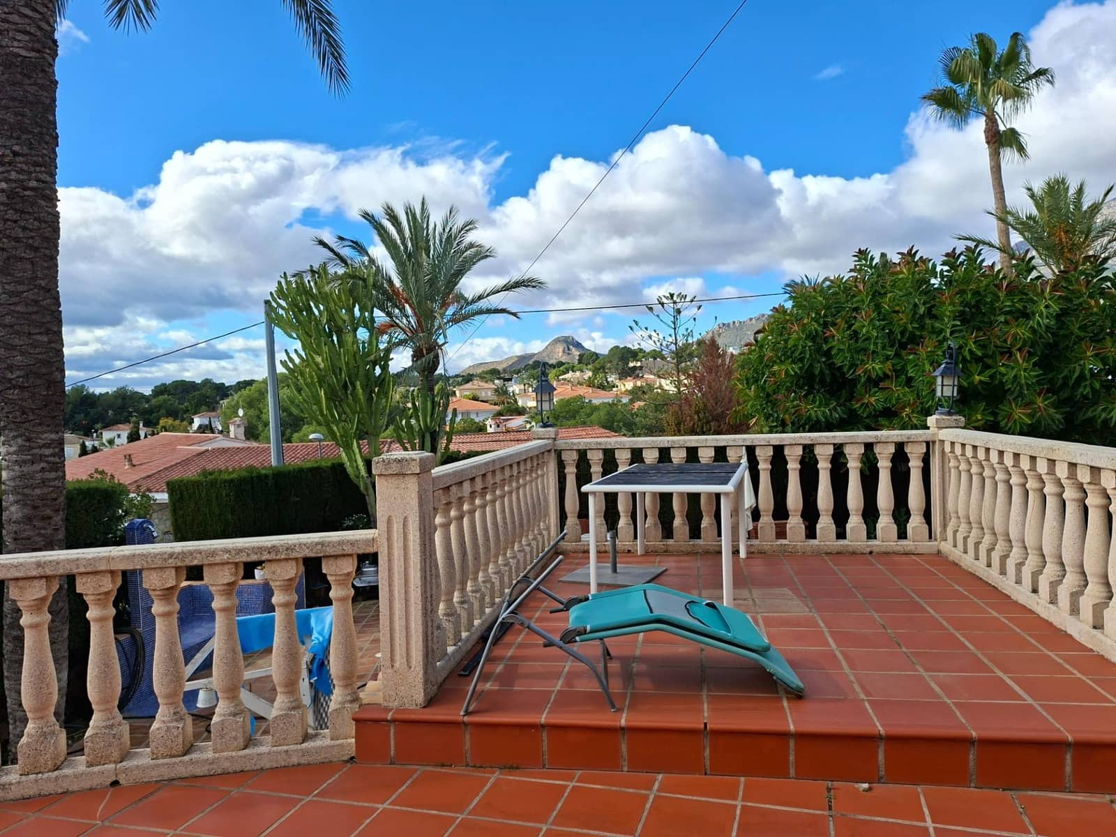 5 makuuhuone Huvila myytävänä paikassa Barranco Hondo mukana uima-altaan 
autotalli - 1 275 000 € (Ref: 9599648)