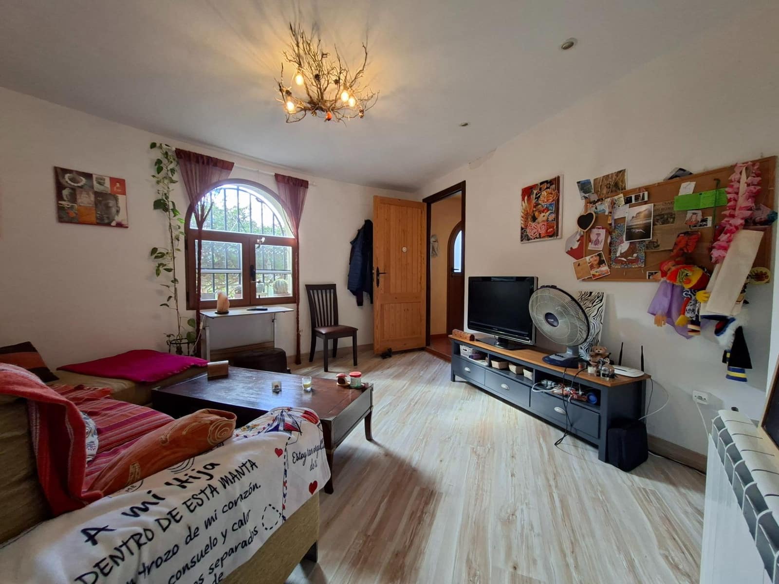 5 makuuhuone Huvila myytävänä paikassa Barranco Hondo mukana uima-altaan 
autotalli - 1 275 000 € (Ref: 9599648)