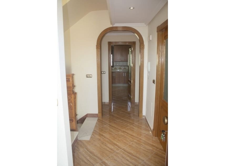 3 soveværelse Villa til salg i Los Altos med swimmingpool garage - € 550.000 (Ref: 10012137)