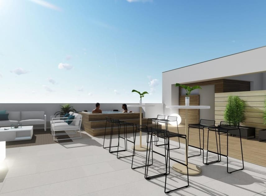 3 bedroom Penthouse for sale in Torrevieja - € 495,000 (Ref: 10012346)