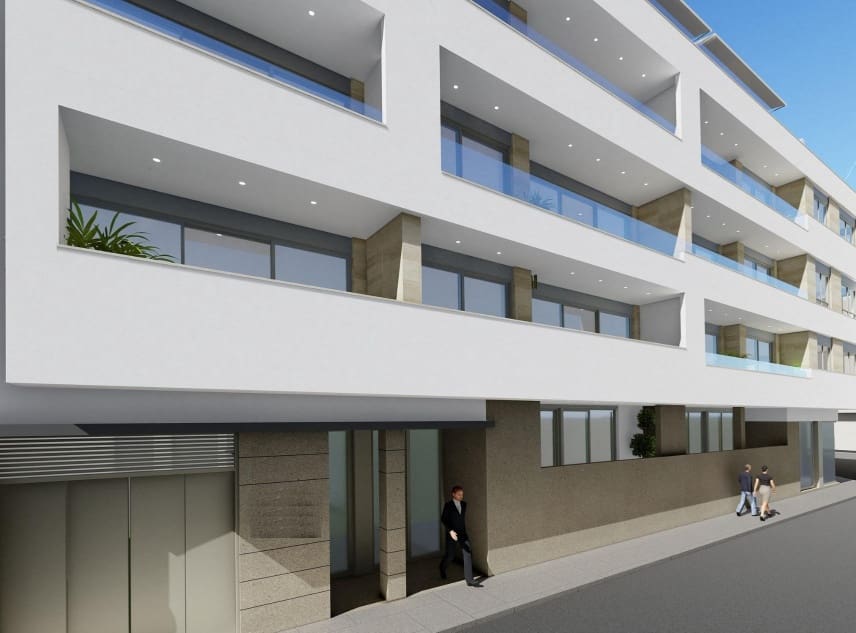 3 bedroom Penthouse for sale in Torrevieja - € 495,000 (Ref: 10012346)