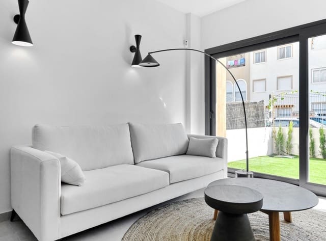 2 chambre Bungalow à vendre à La Veleta, Torrevieja avec piscine - 380 000 € (Ref: 10012347)